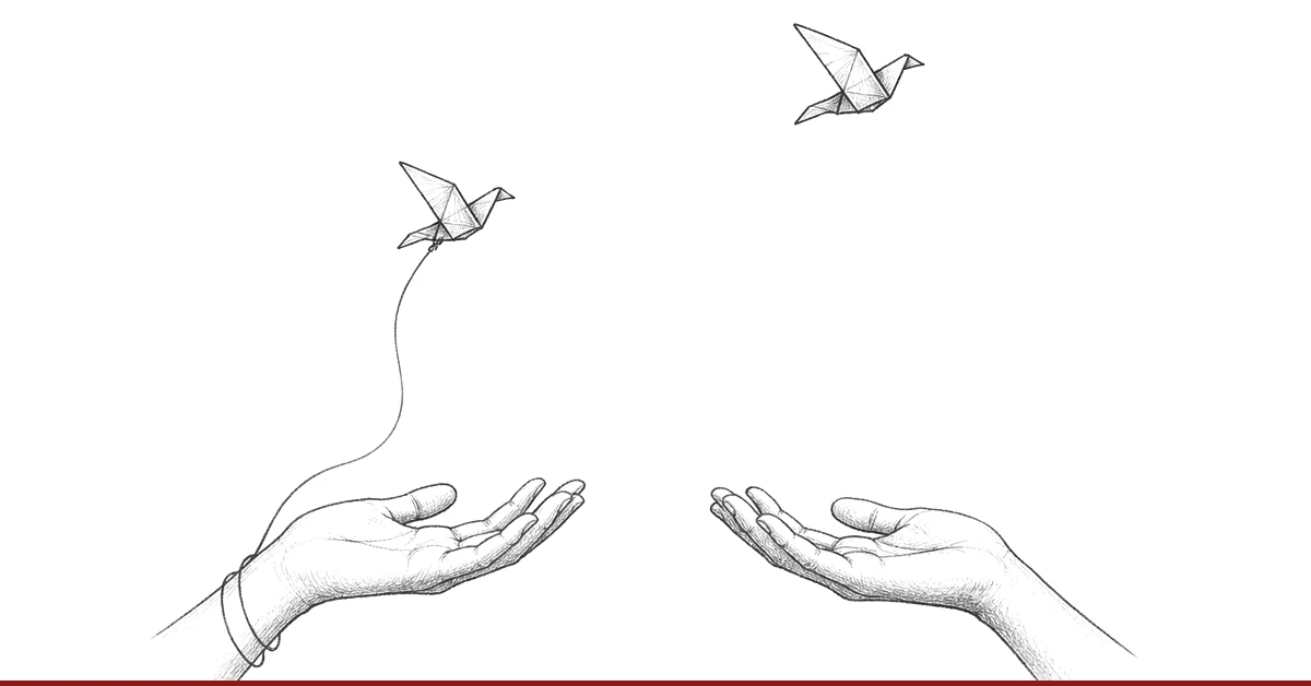 Bleistiftzeichnung: Zwei geöffnete Hände nebeneinander lassen je einen gefalteten Papiervogel steigen. An dem Vogel über der linken Hand hängt ein feiner Faden, der zurück um das Handgelenk führt, sodass er nur ein Stück weit kommt. Der Vogel über der rechten Hand steigt frei und deutlich höher.
